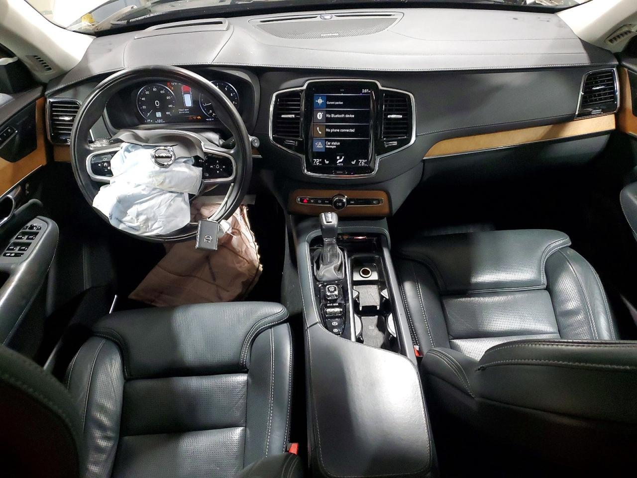 2020 VOLVO XC90