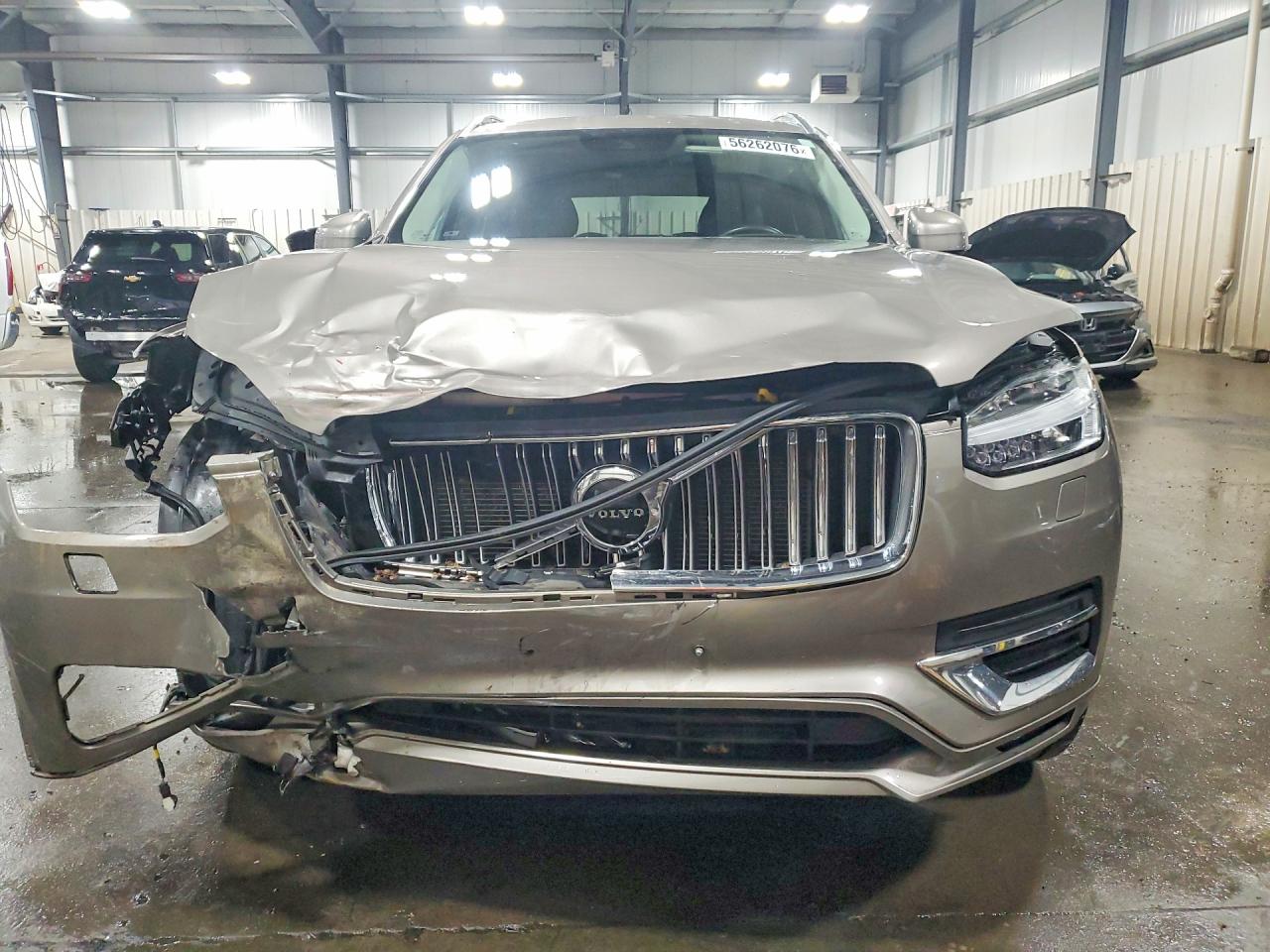 2020 VOLVO XC90