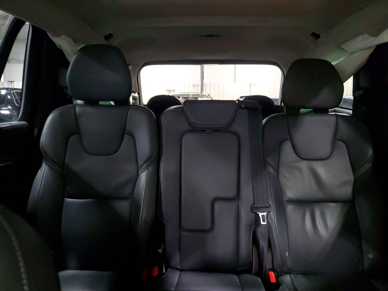 2020 VOLVO XC90
