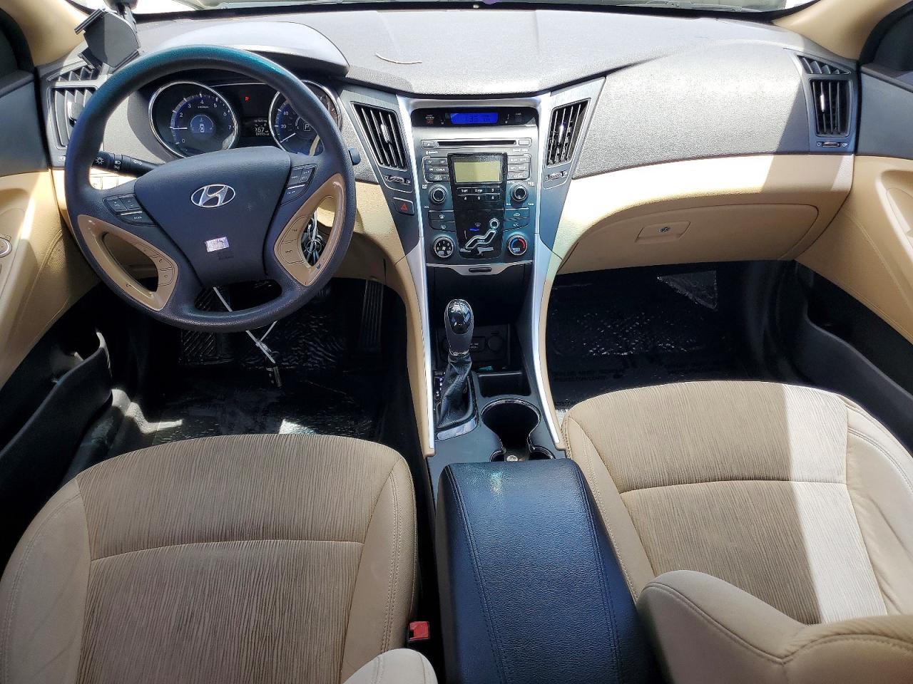 2011 HYUNDAI SONATA