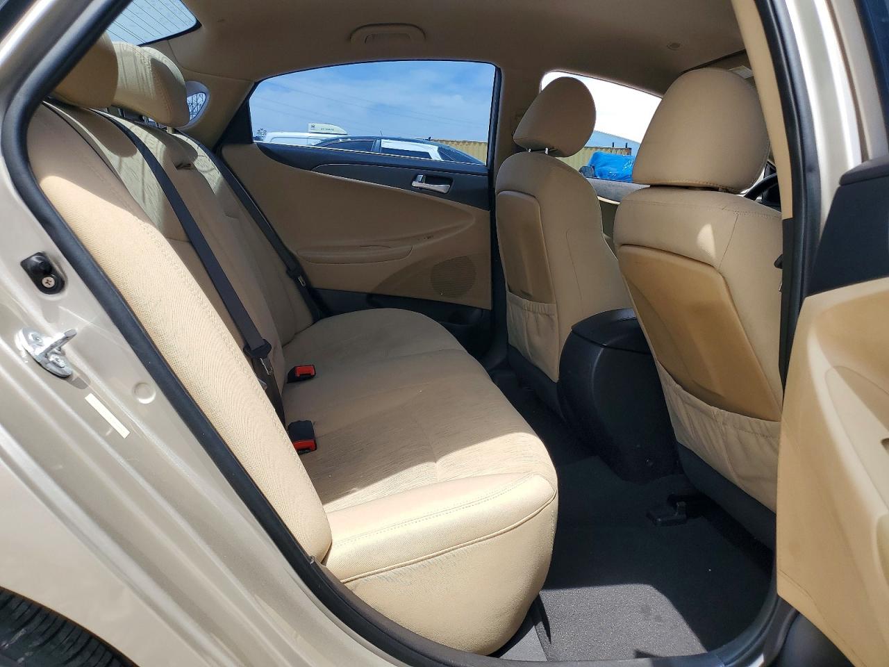 2011 HYUNDAI SONATA