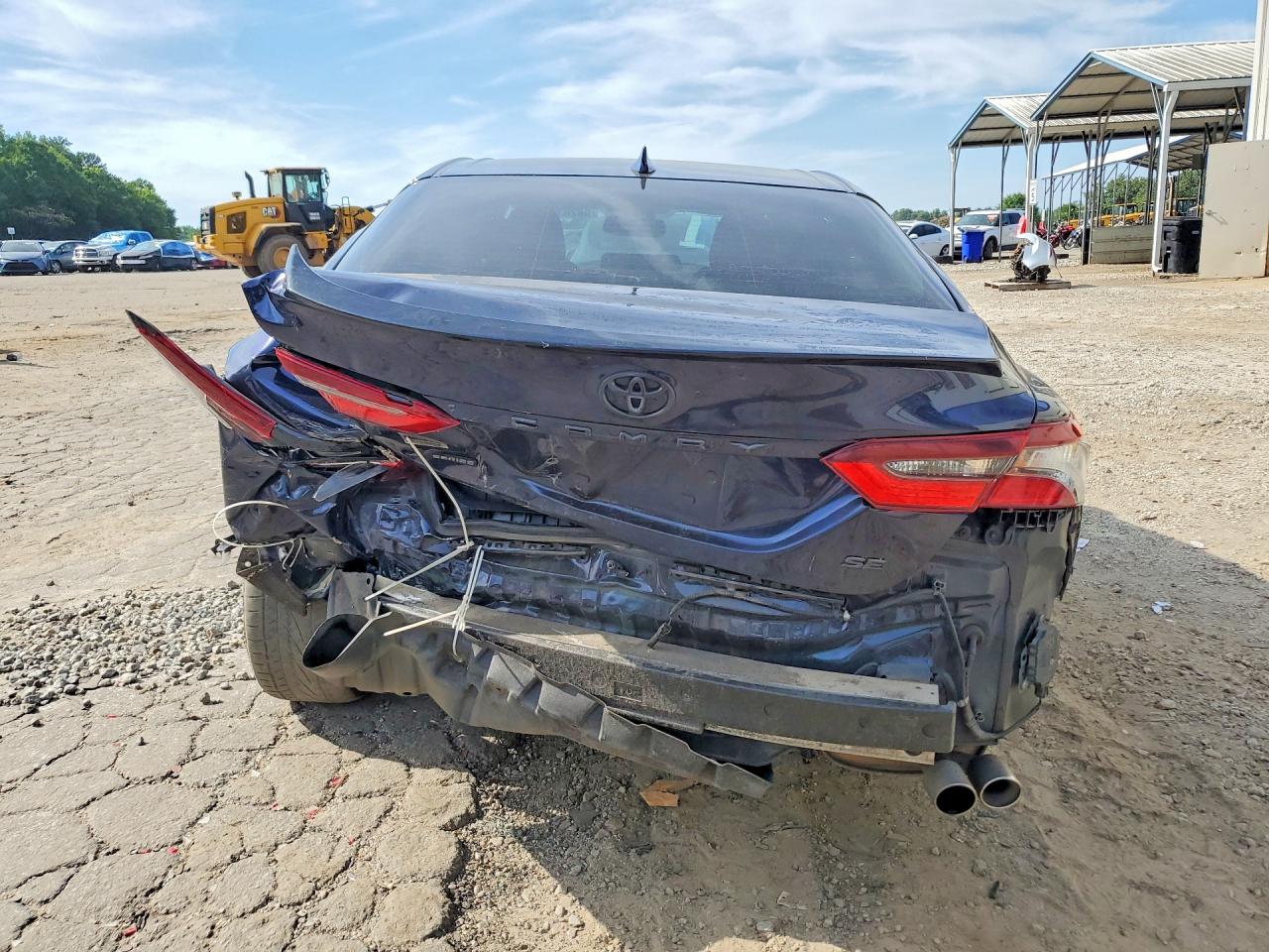 2022 TOYOTA CAMRY