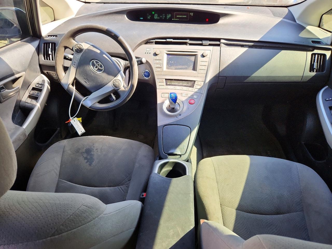 2015 TOYOTA PRIUS