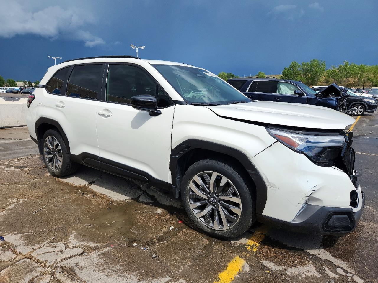 2025 SUBARU FORESTER