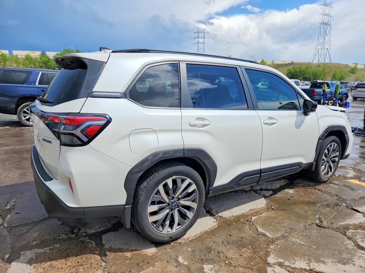 2025 SUBARU FORESTER