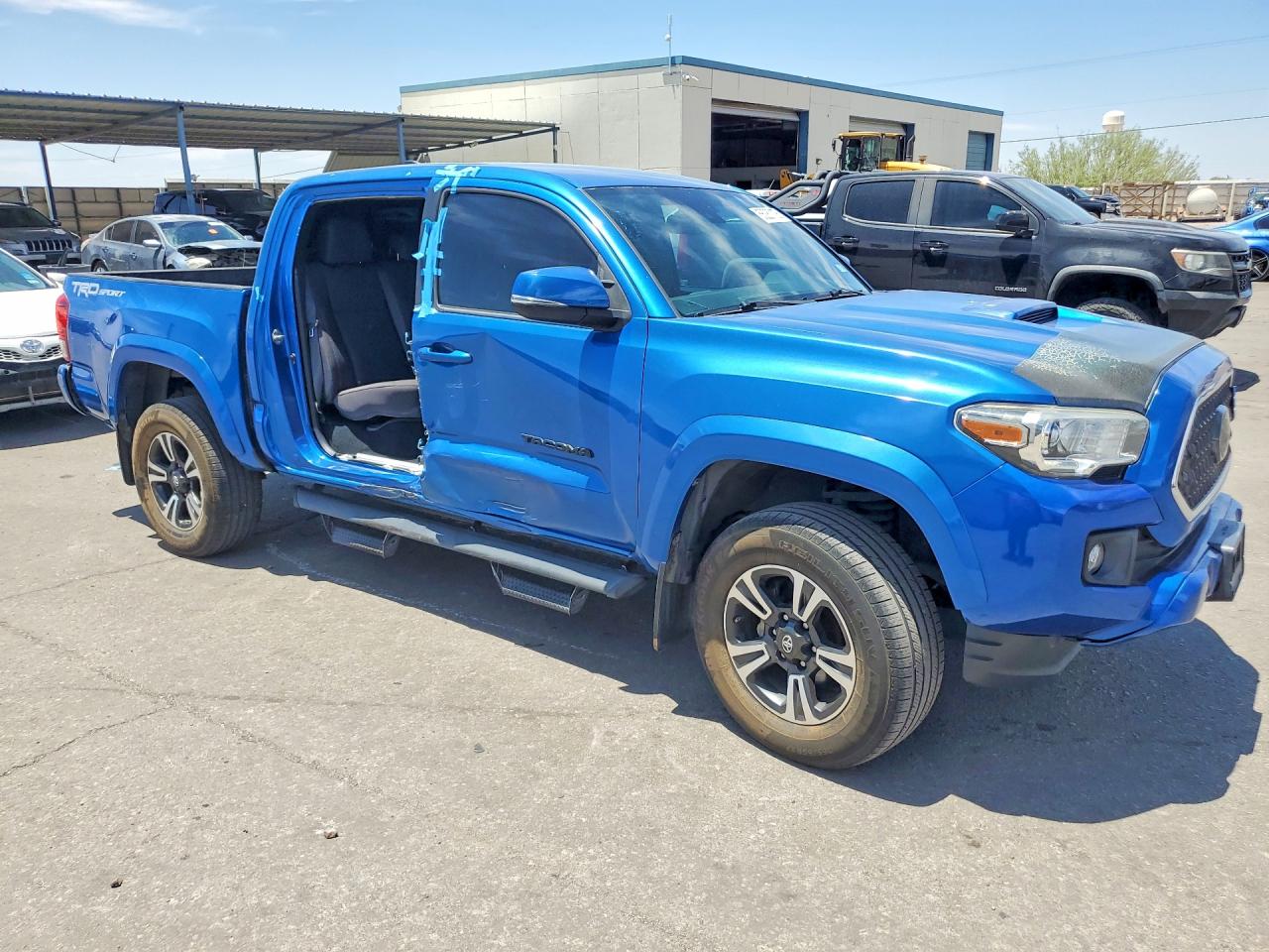 2018 TOYOTA TACOMA