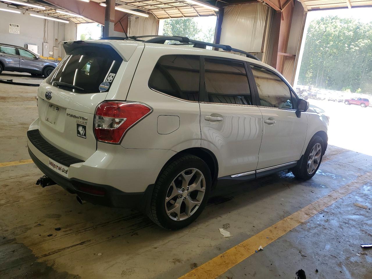 2015 SUBARU FORESTER