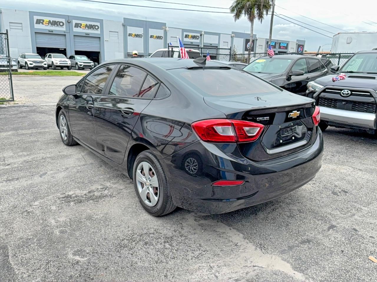 2018 CHEVROLET CRUZE