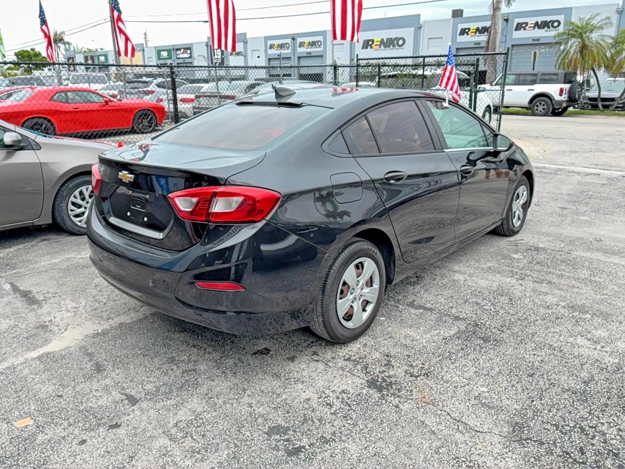 2018 CHEVROLET CRUZE