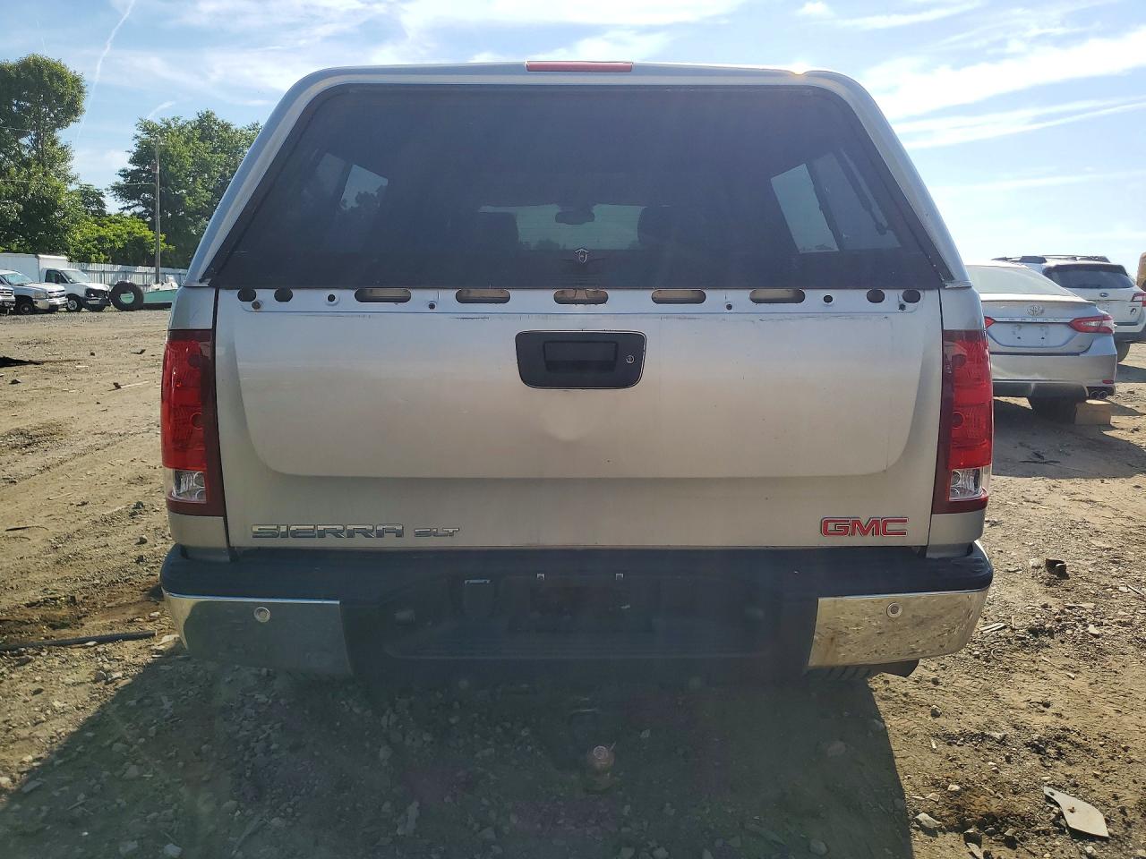 2007 GMC SIERRA