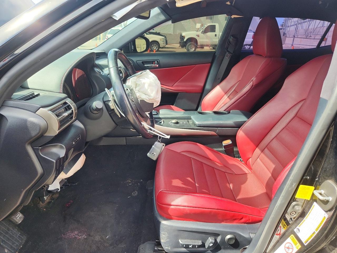 2016 LEXUS IS