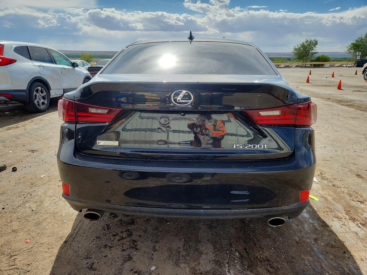 2016 LEXUS IS