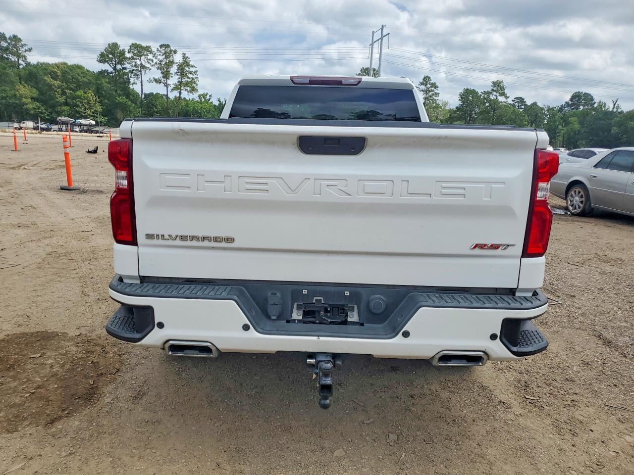 2020 CHEVROLET SILVERADO
