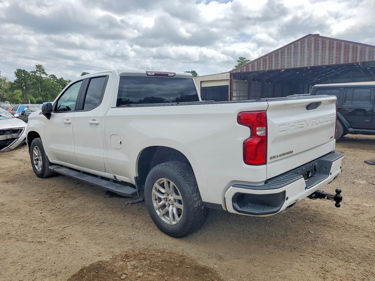 2020 CHEVROLET SILVERADO