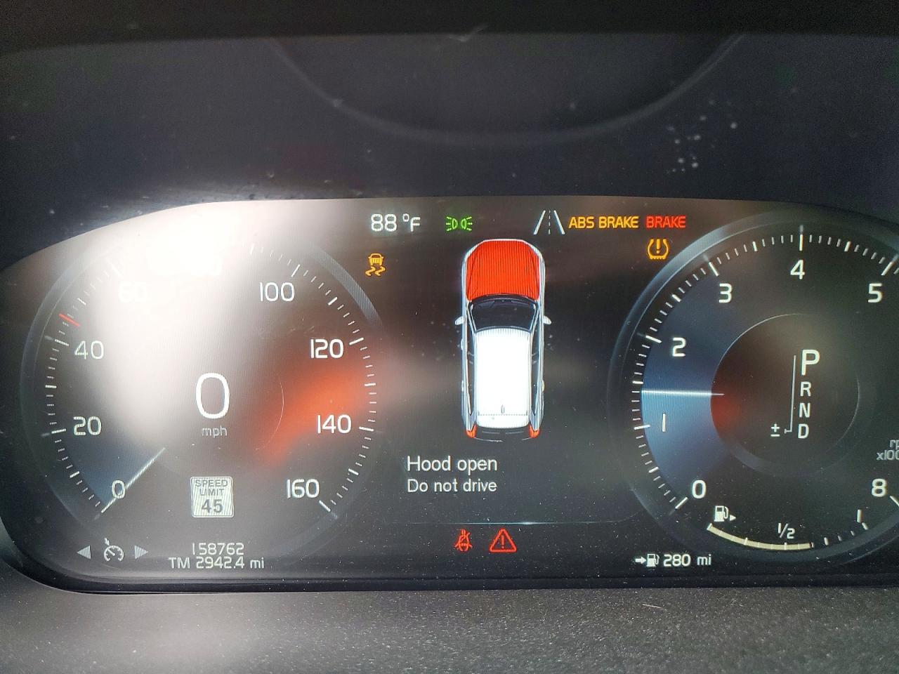 2019 VOLVO XC60
