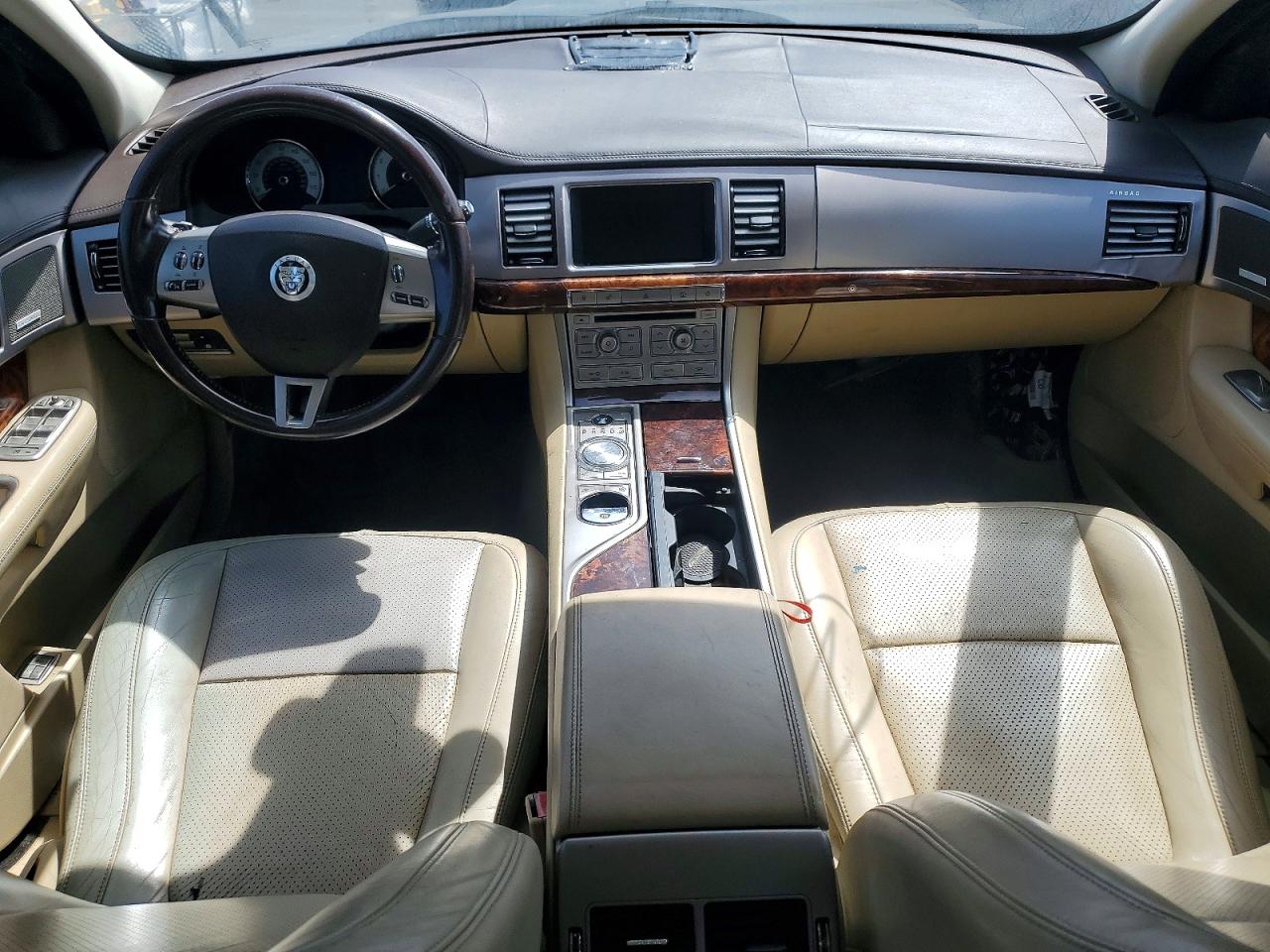 2010 JAGUAR XF