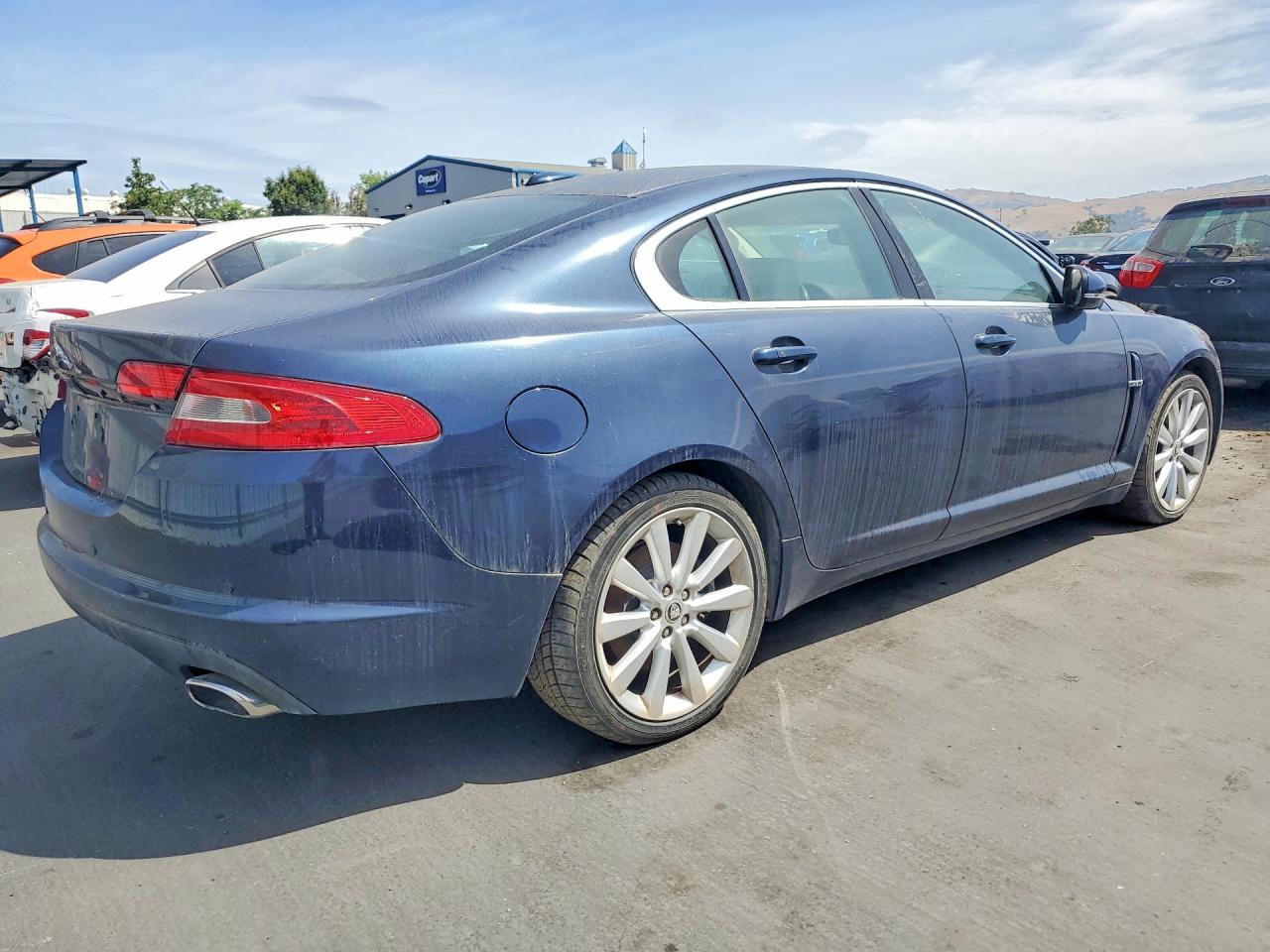 2010 JAGUAR XF