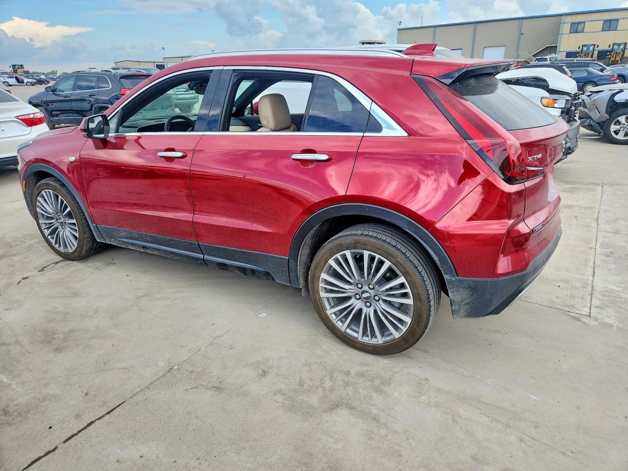 2024 CADILLAC XT4