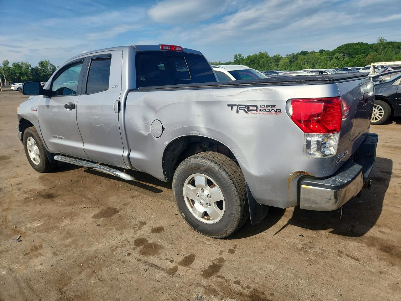 2010 TOYOTA TUNDRA