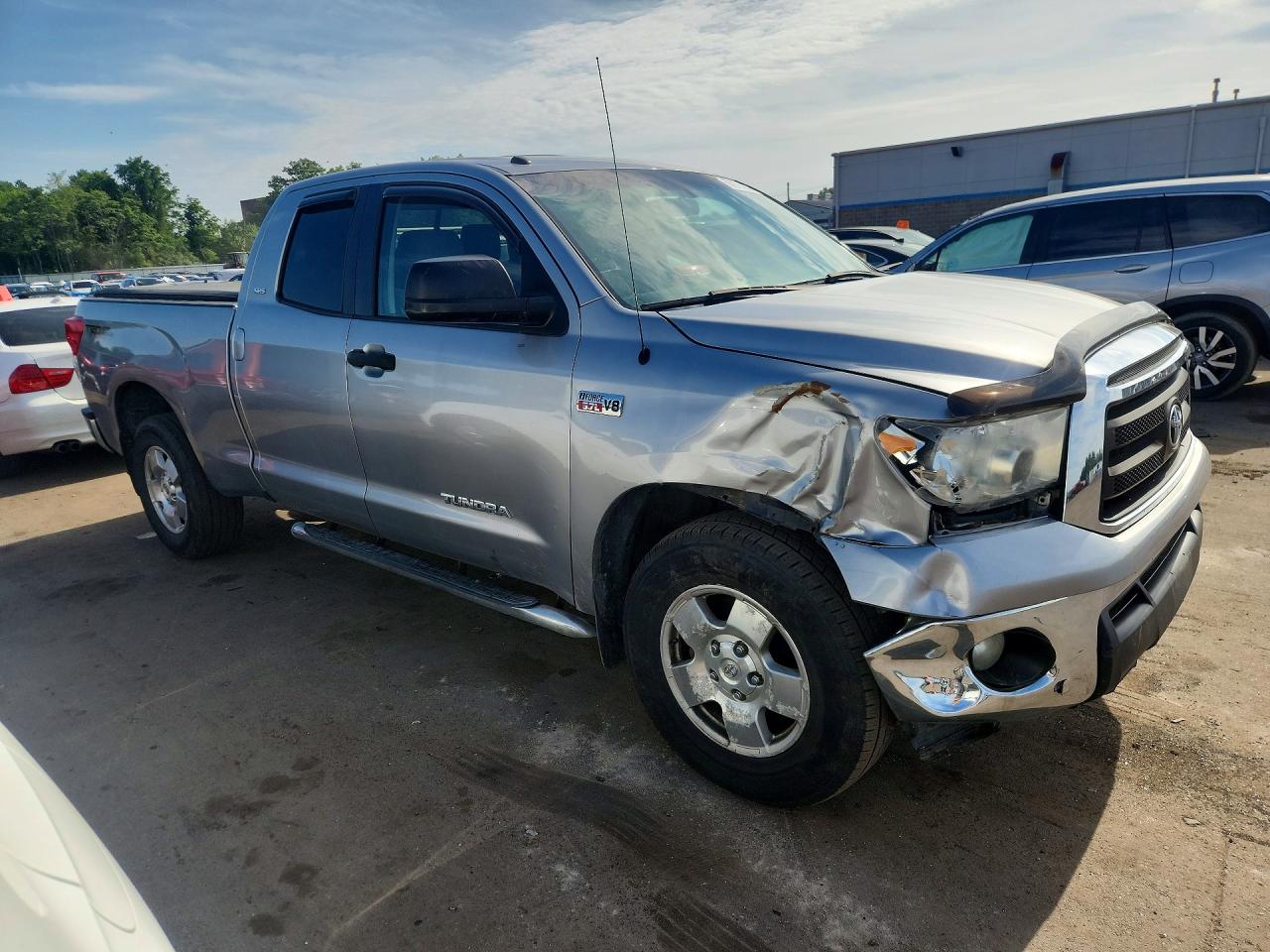 2010 TOYOTA TUNDRA