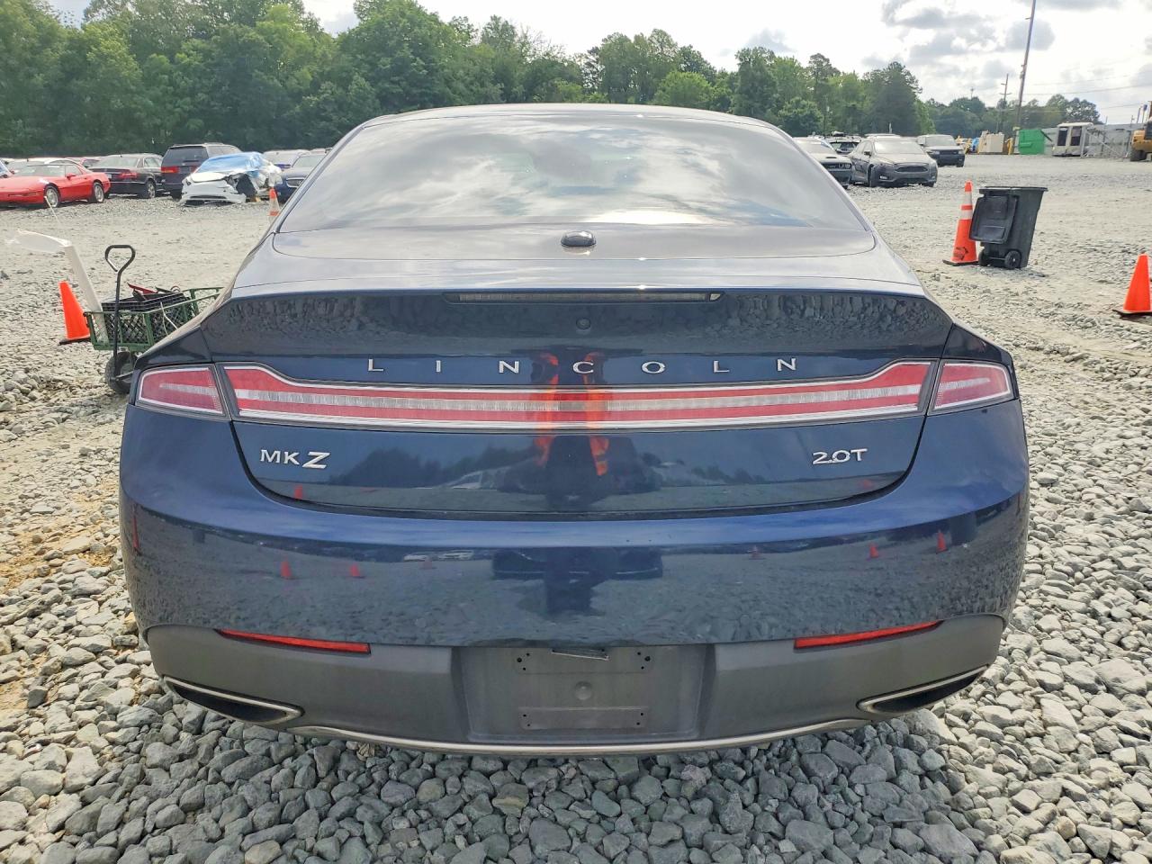 2017 LINCOLN MKZ