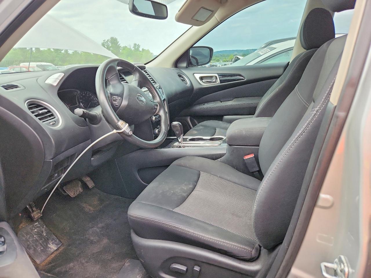 2017 NISSAN PATHFINDER