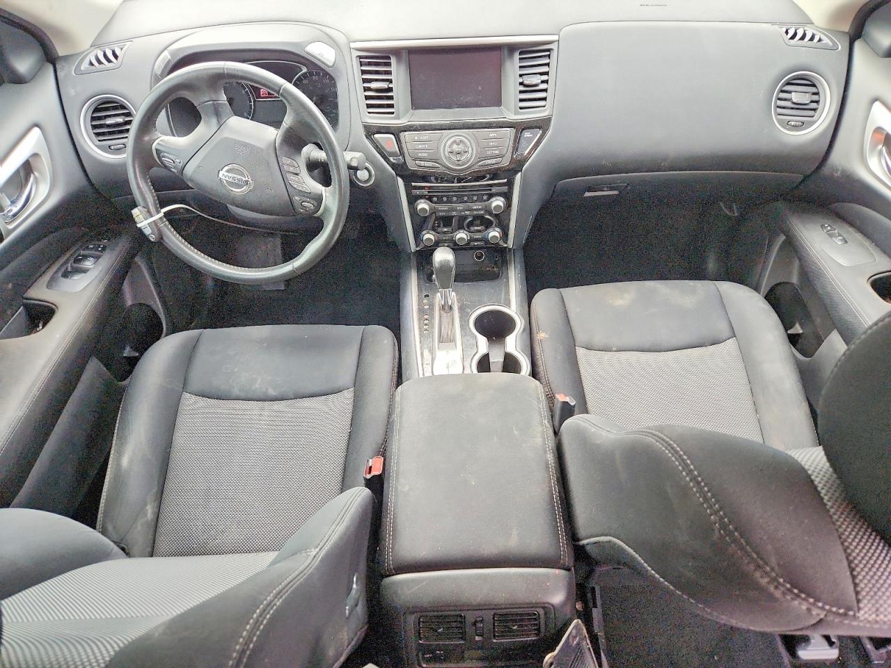 2017 NISSAN PATHFINDER