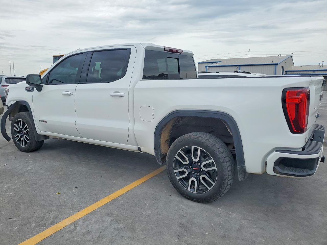 2024 GMC SIERRA