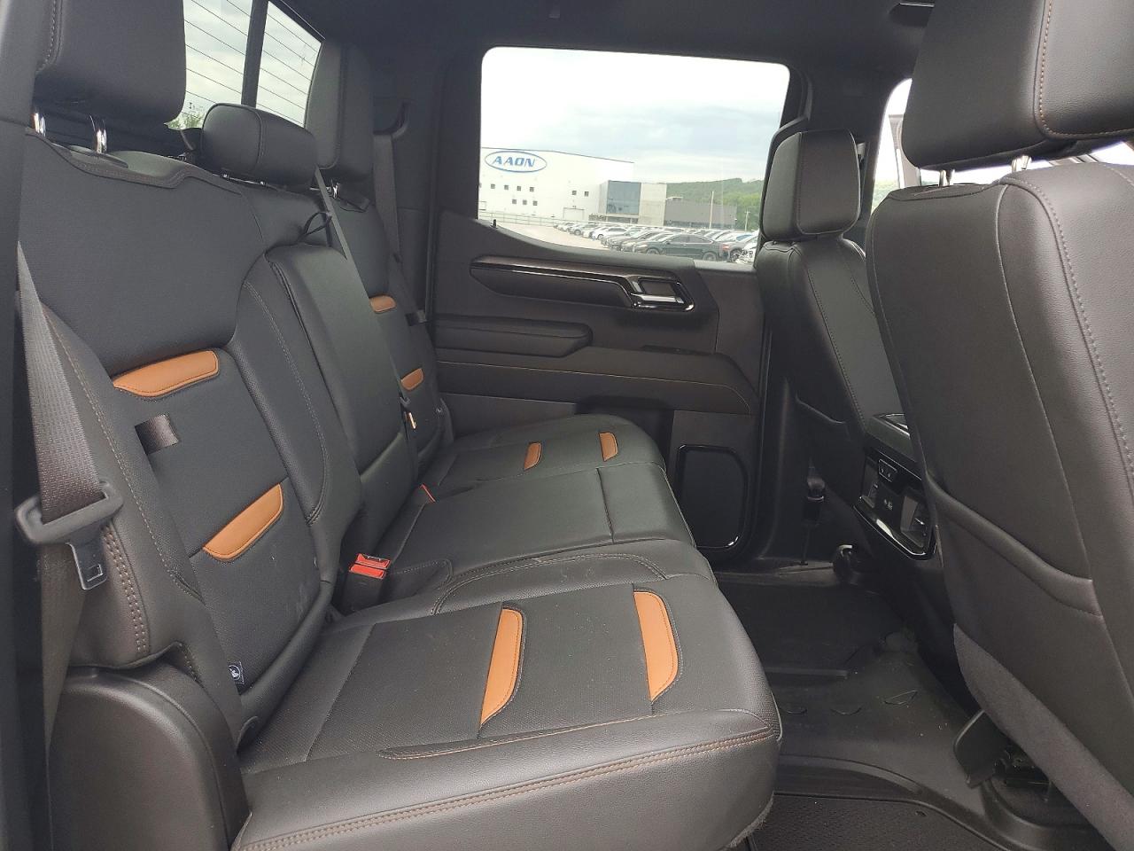 2024 GMC SIERRA
