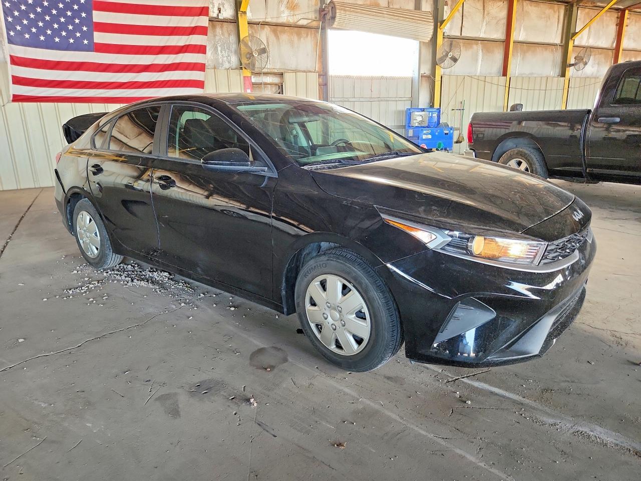 2023 KIA FORTE