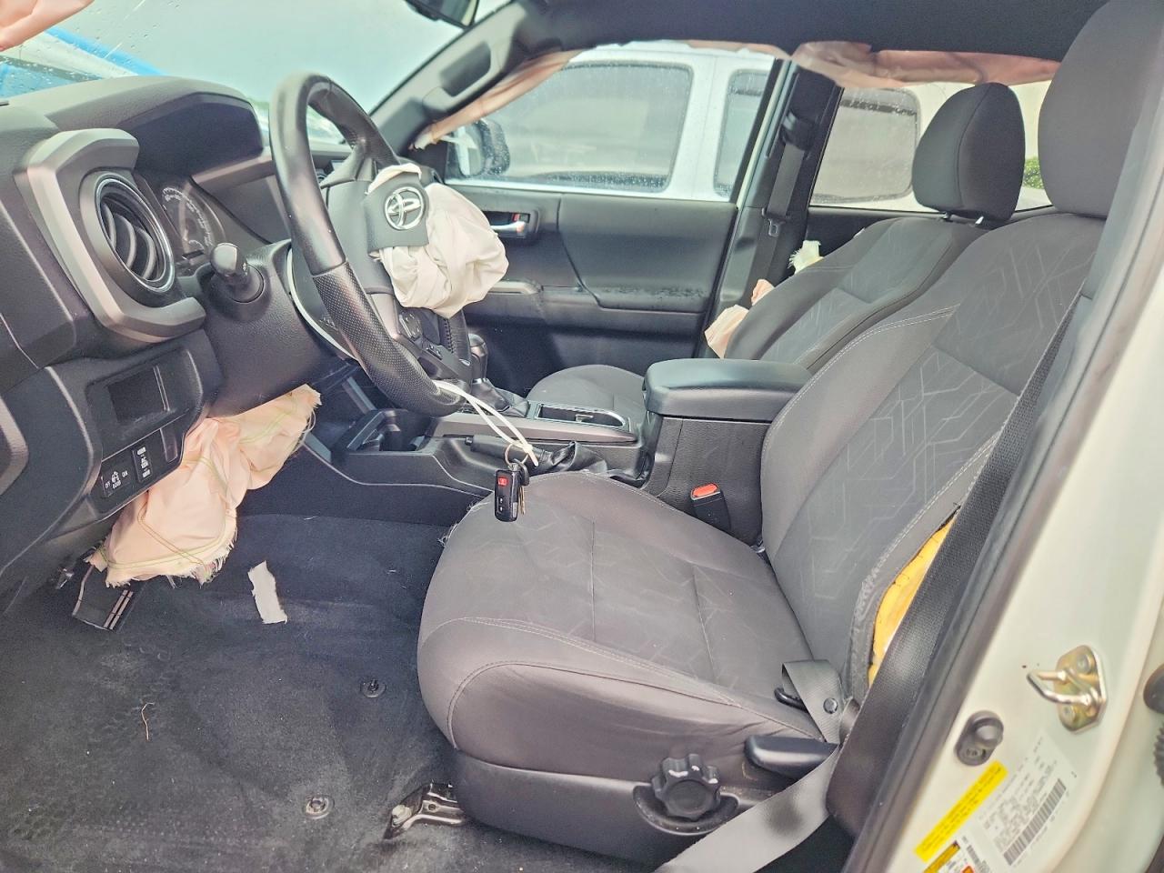 2016 TOYOTA TACOMA