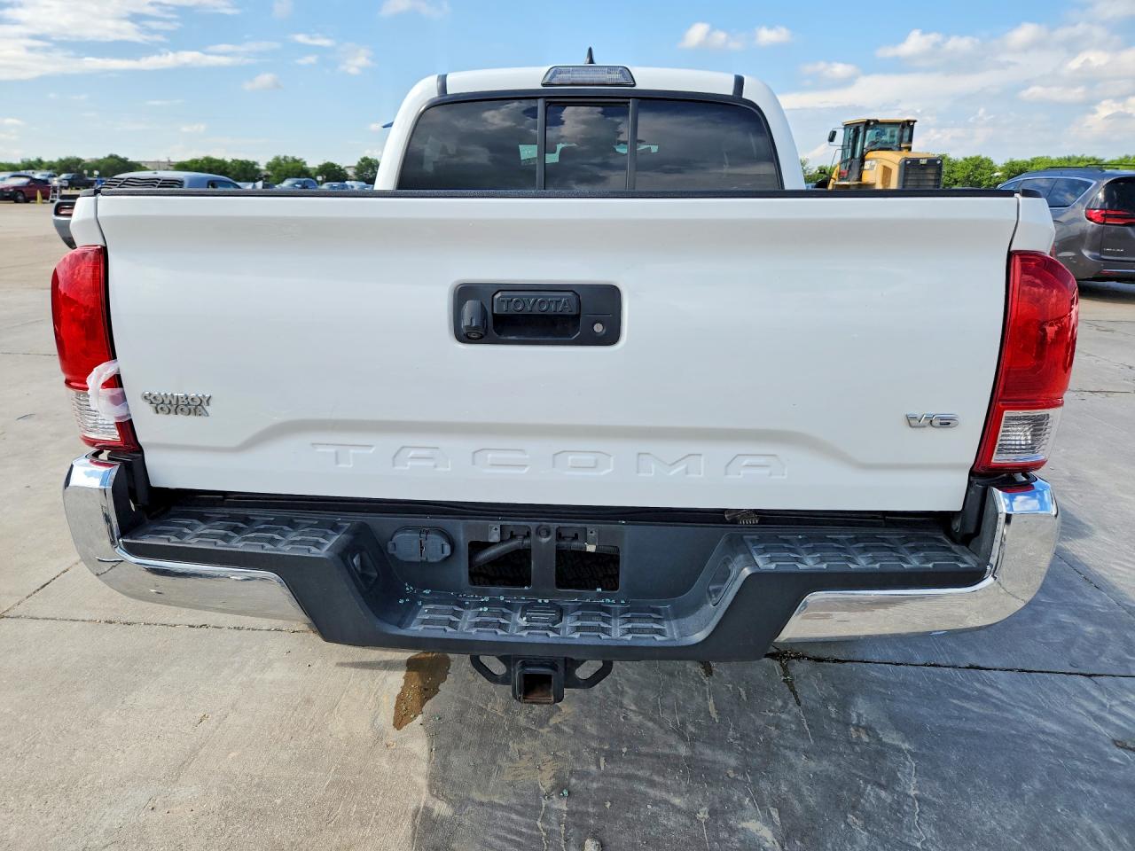 2016 TOYOTA TACOMA