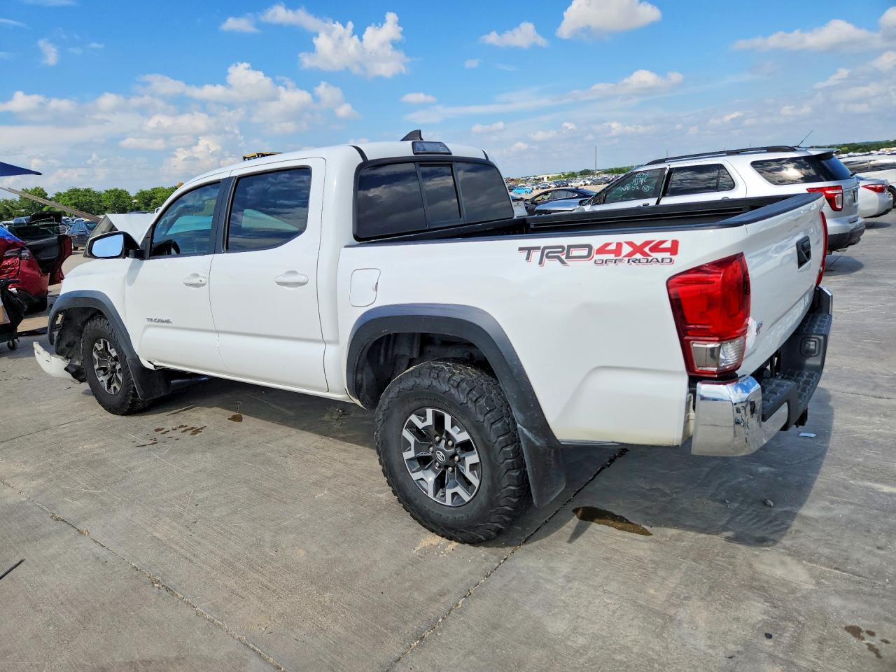 2016 TOYOTA TACOMA