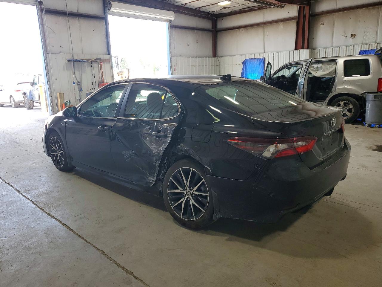2023 TOYOTA CAMRY