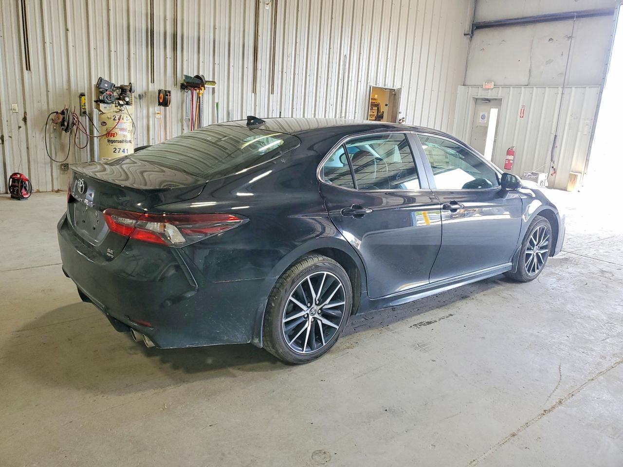 2023 TOYOTA CAMRY