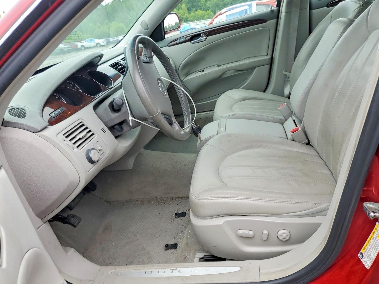 2011 BUICK LUCERNE