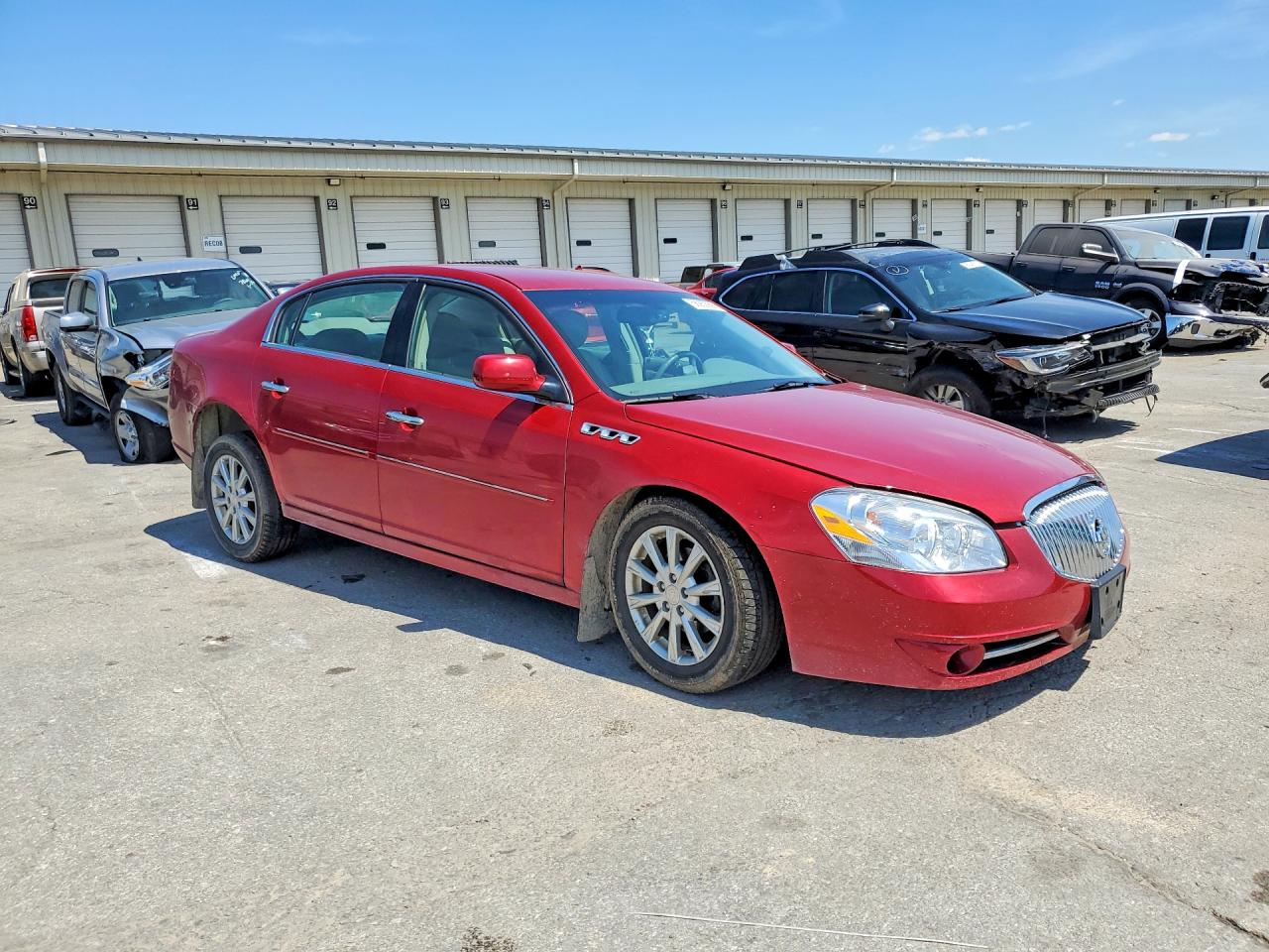 2011 BUICK LUCERNE