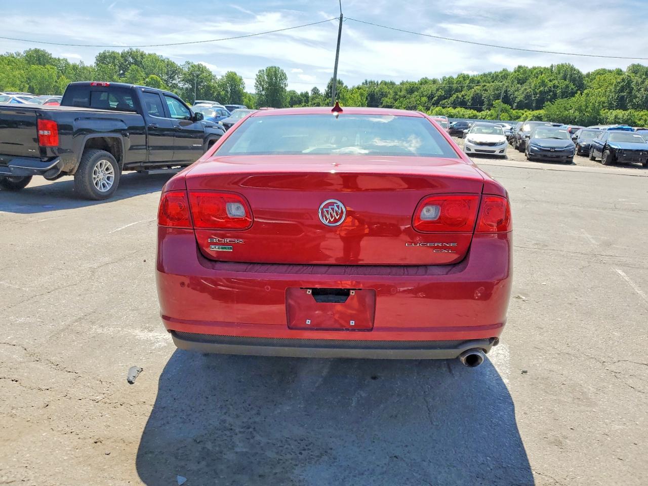 2011 BUICK LUCERNE