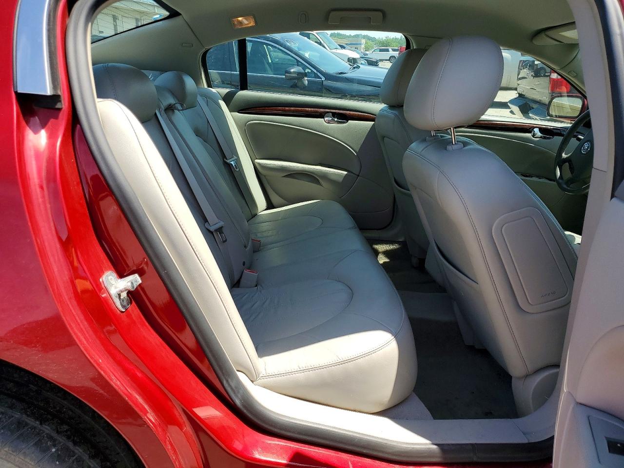 2011 BUICK LUCERNE