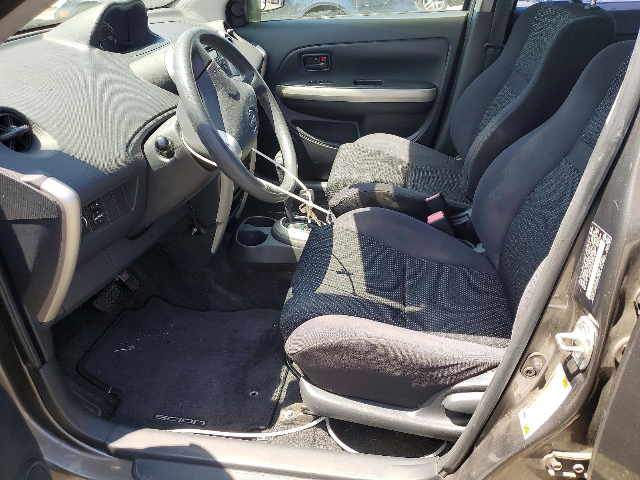 2005 SCION XA