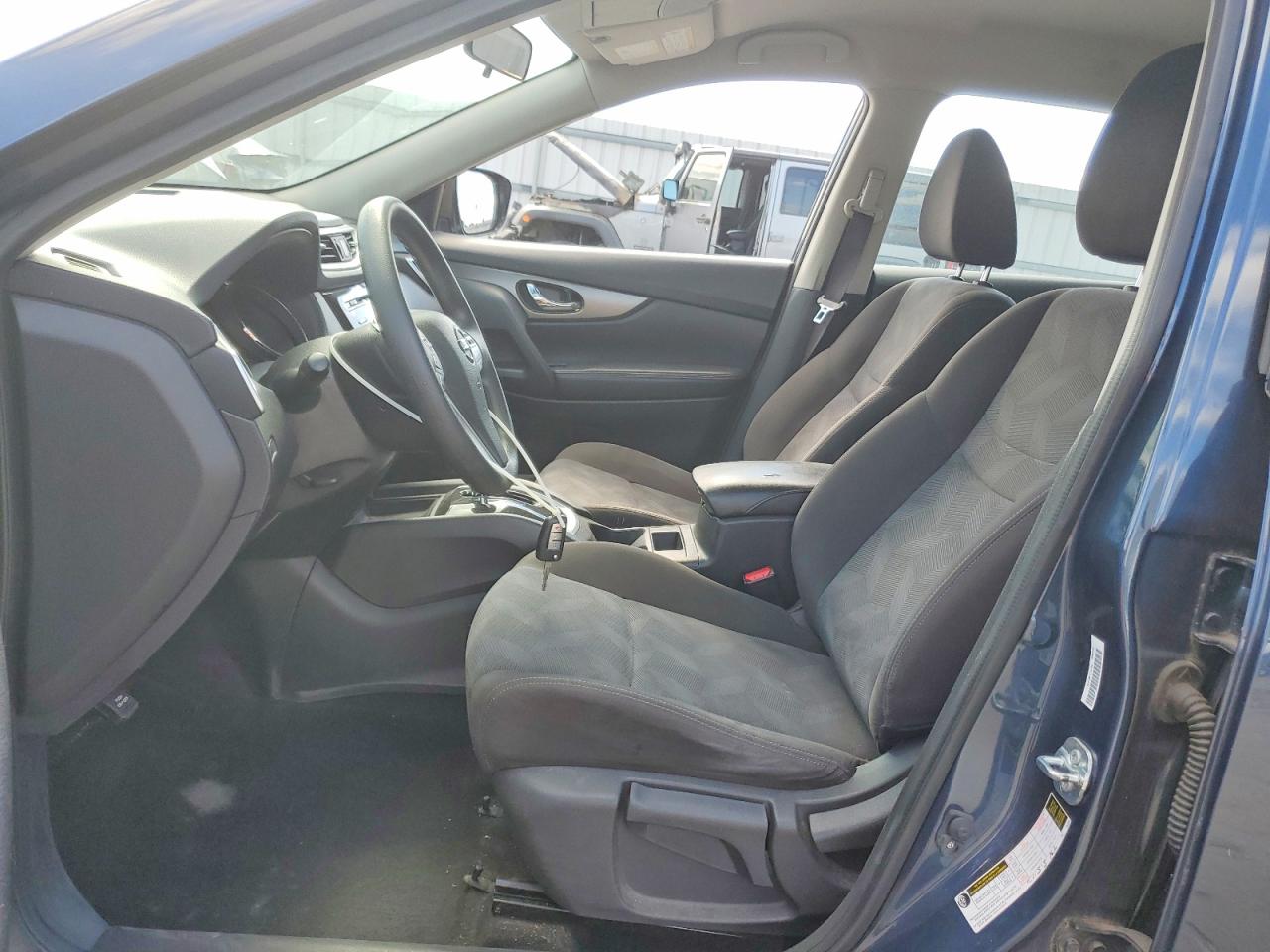 2016 NISSAN ROGUE