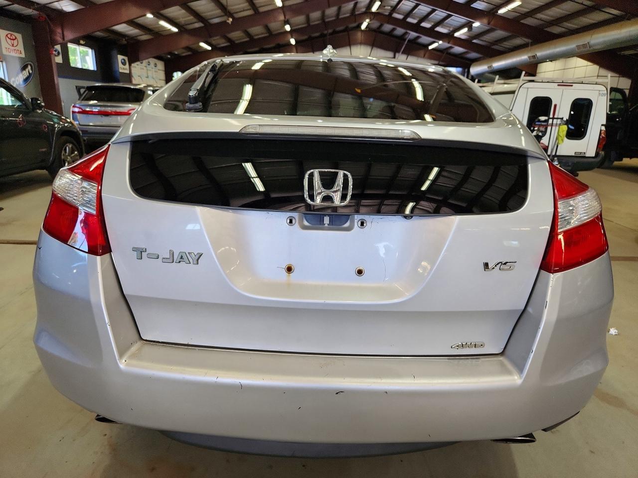 2012 HONDA CROSSTOUR
