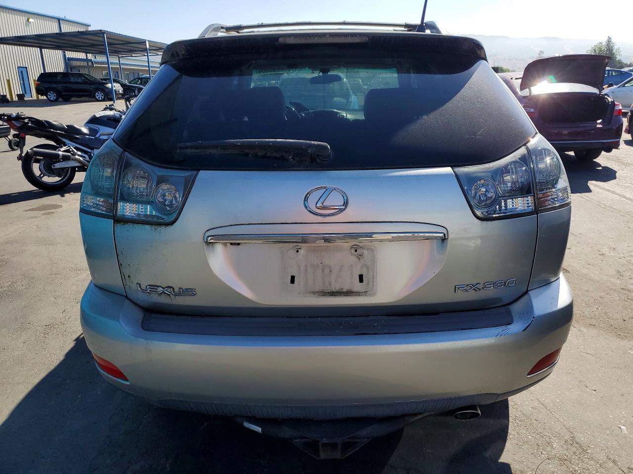 2005 LEXUS RX330