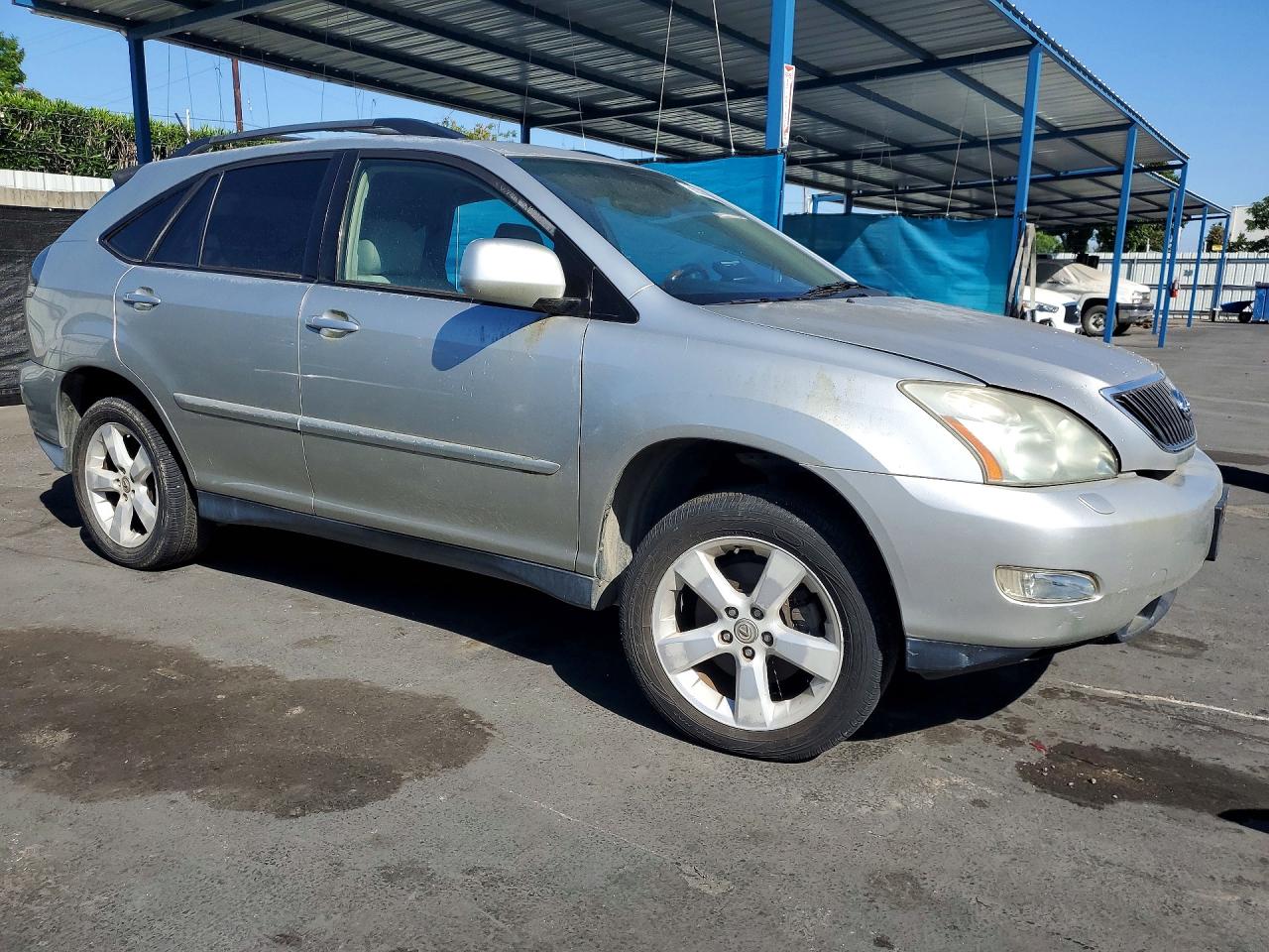 2005 LEXUS RX330