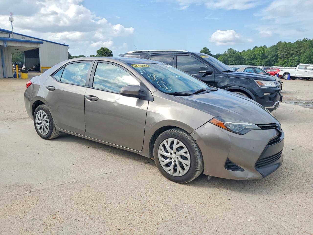2019 TOYOTA COROLLA