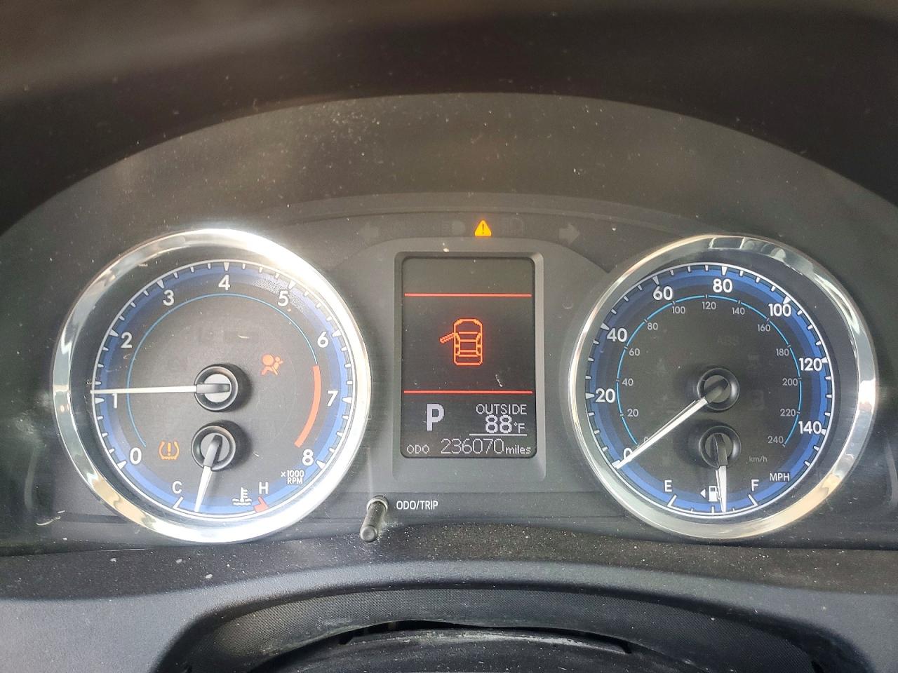 2019 TOYOTA COROLLA