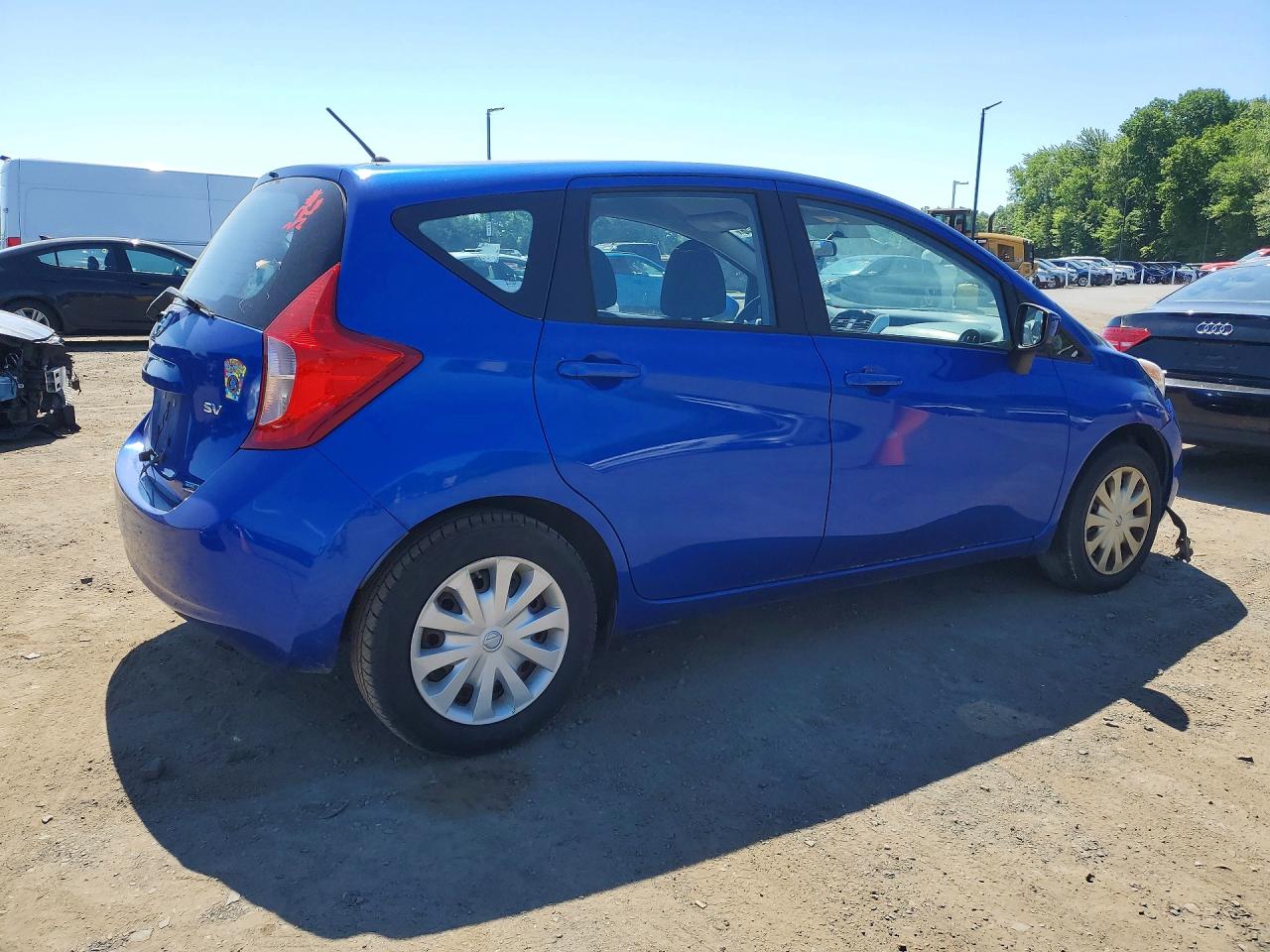 2015 NISSAN VERSA