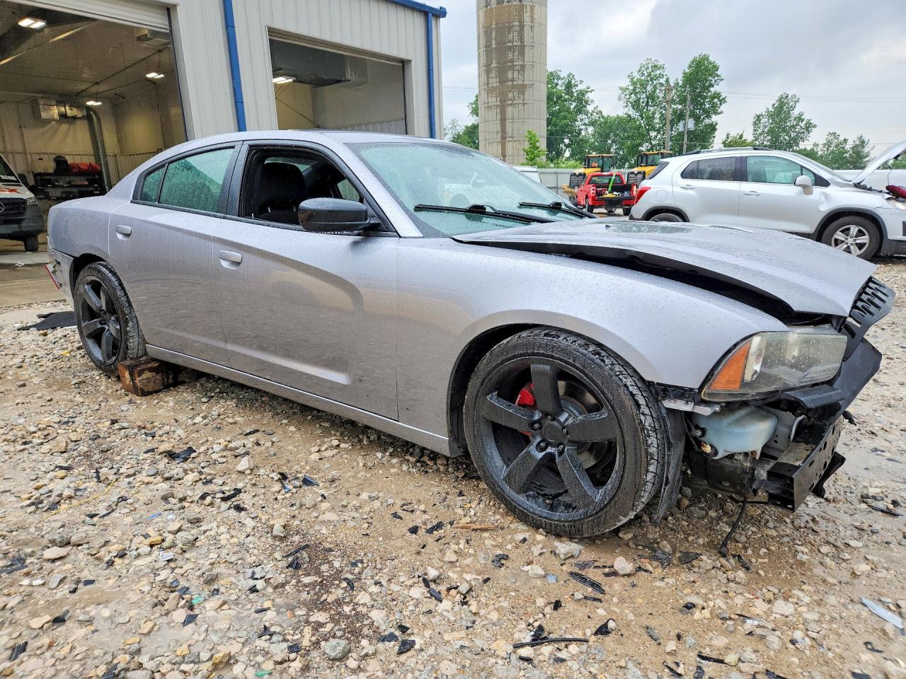 2013 DODGE CHARGER