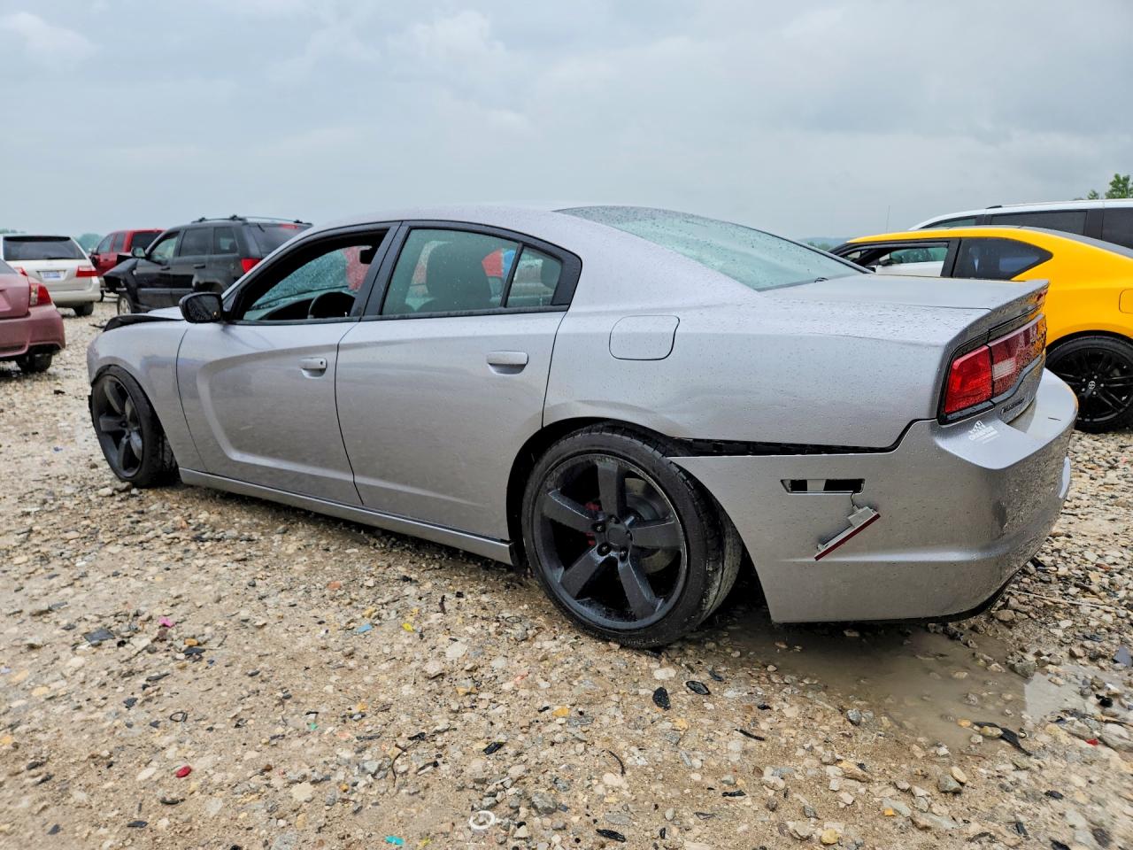 2013 DODGE CHARGER