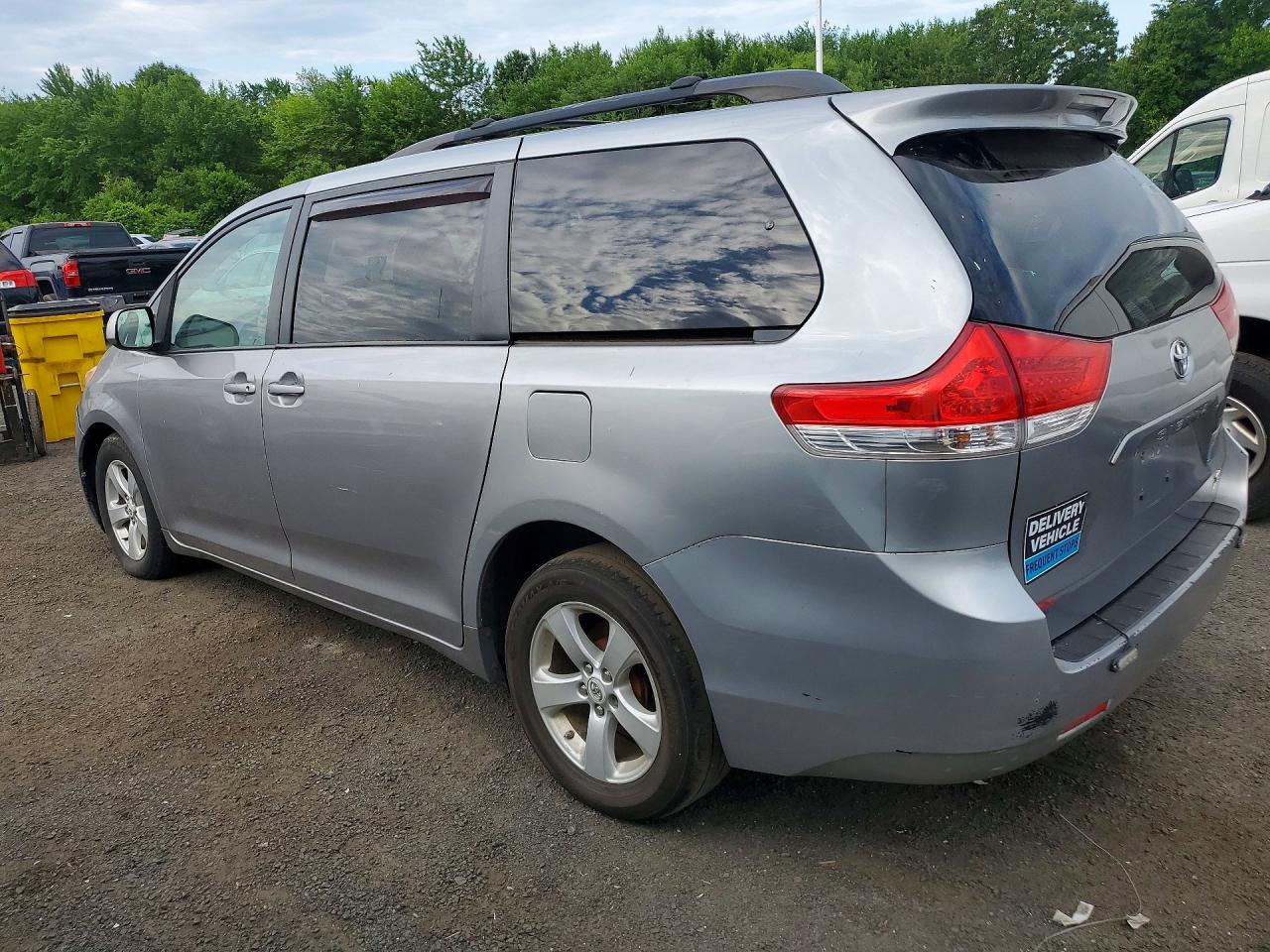 2013 TOYOTA SIENNA